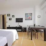 The Colours Rooms Guest House