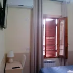 Guest House Hola Roma