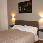 Roma Suite Piramide