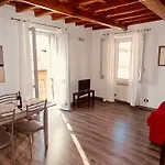 Casa Vacanze Santa Rufina