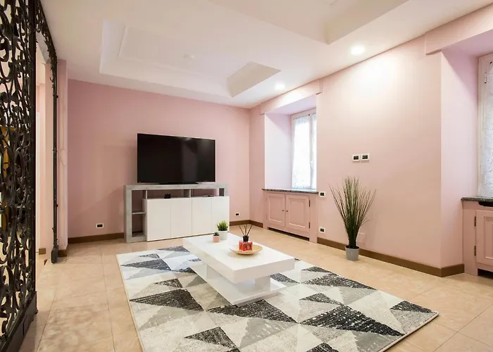 Appia Luxe - A Poche Fermate Del Centro