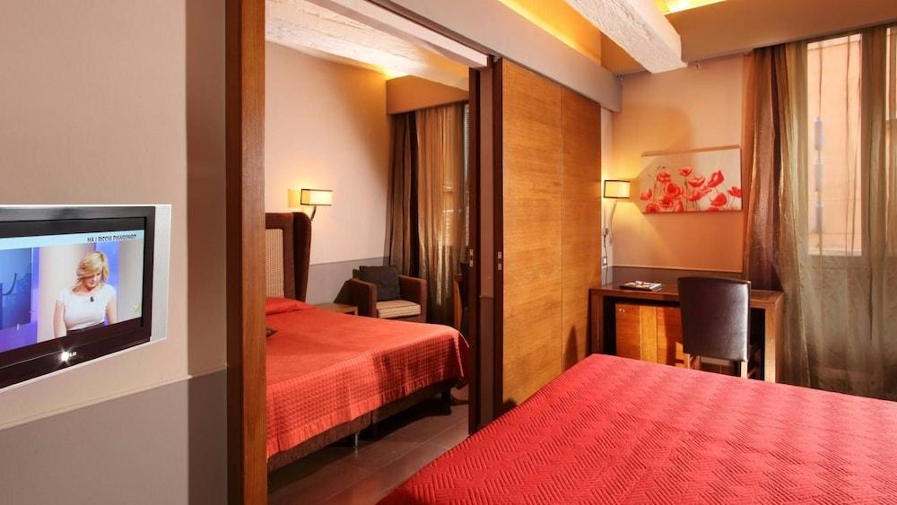 Hotel Condotti Palace Rome