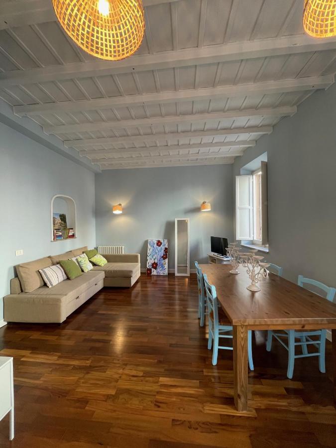 Holidays At Charme Apartment *