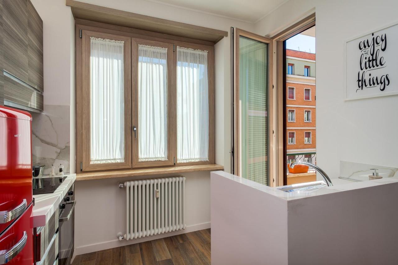 Many Days Apartment