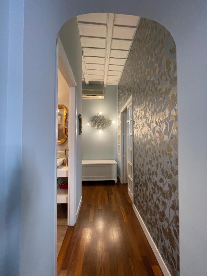 Holidays At Charme Apartment Rome