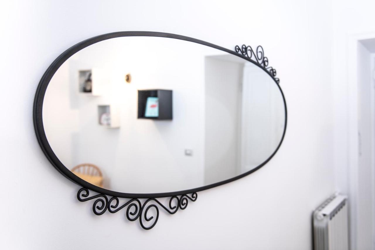 Interno 6 San Pietro *