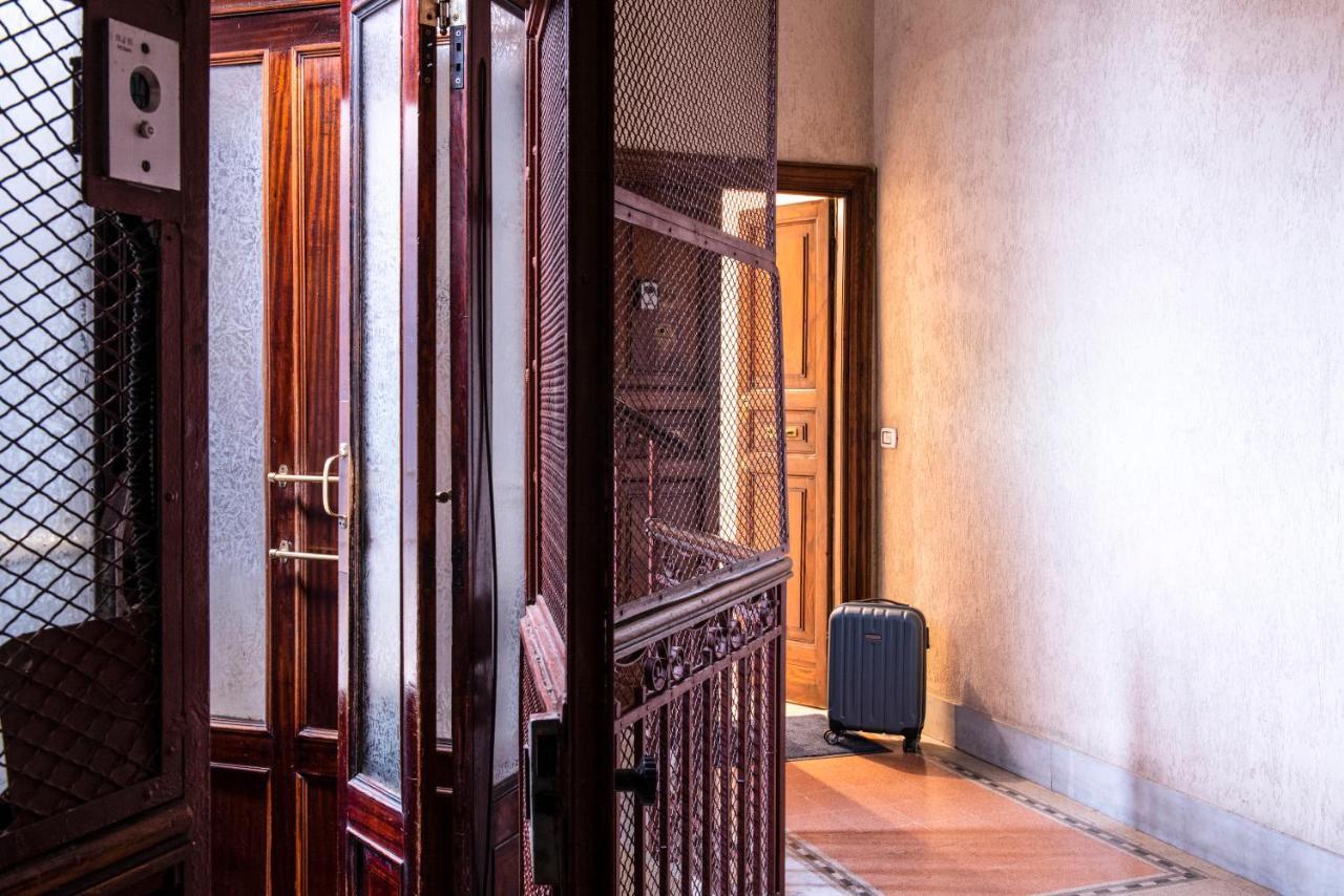 Interno 6 San Pietro Apartment