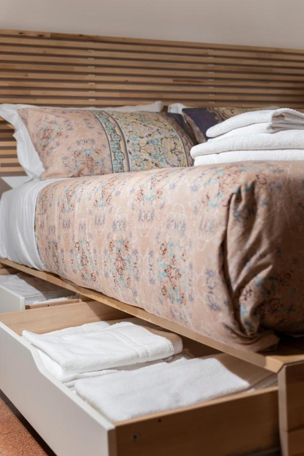 Interno 6 San Pietro Apartment *