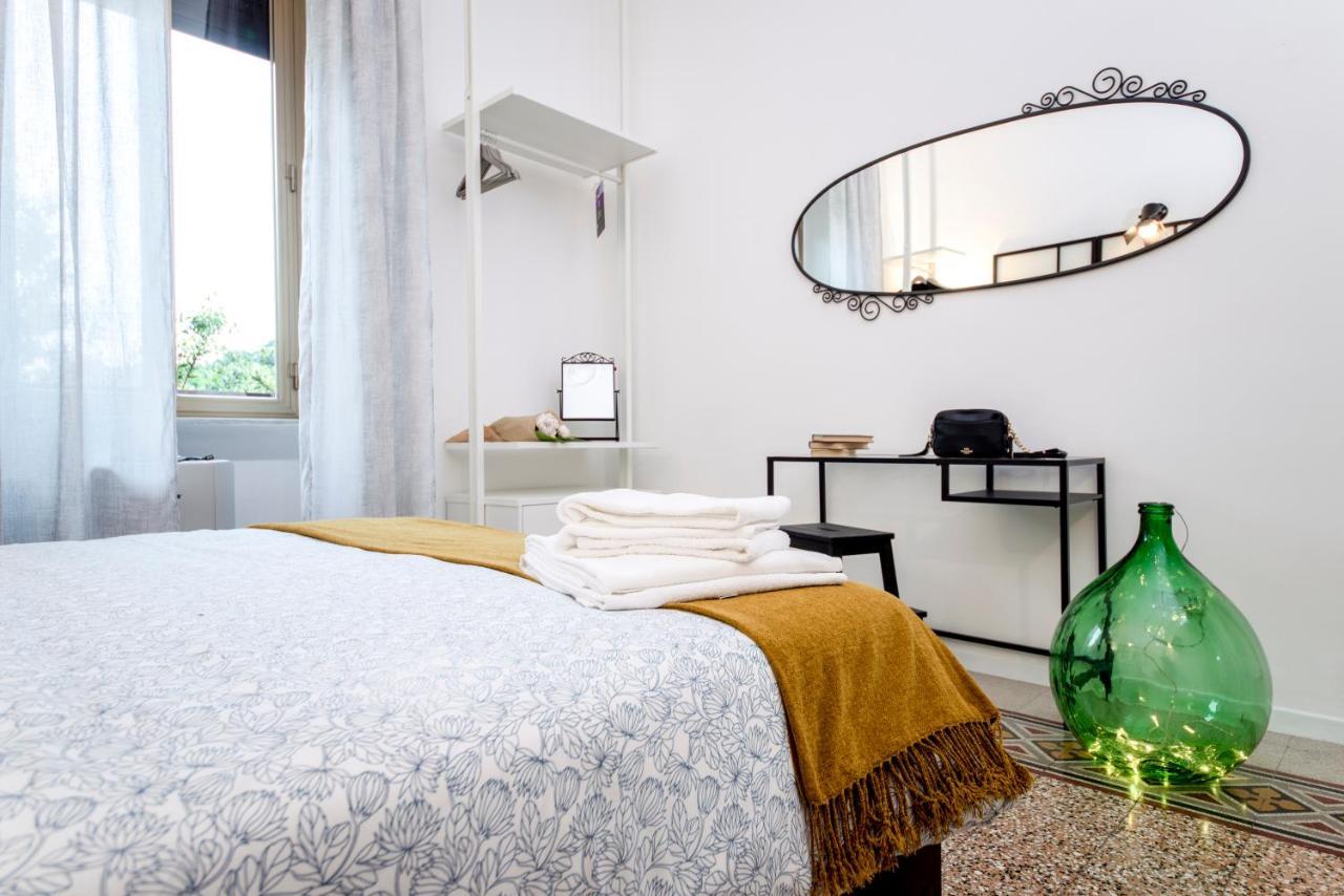 Interno 6 San Pietro * Rome