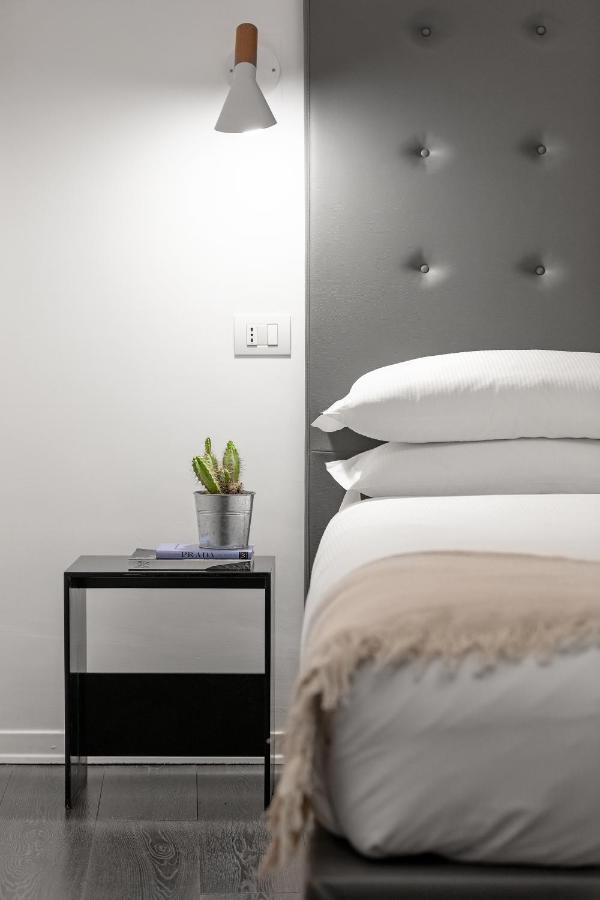 N - Space Modern Guestrooms