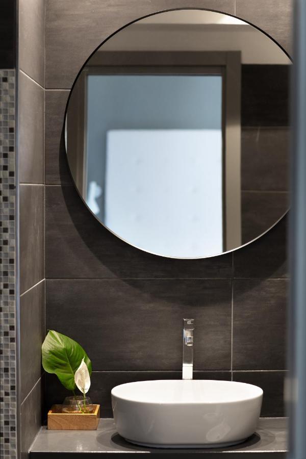 N - Space Modern Guestrooms Affittacamere
