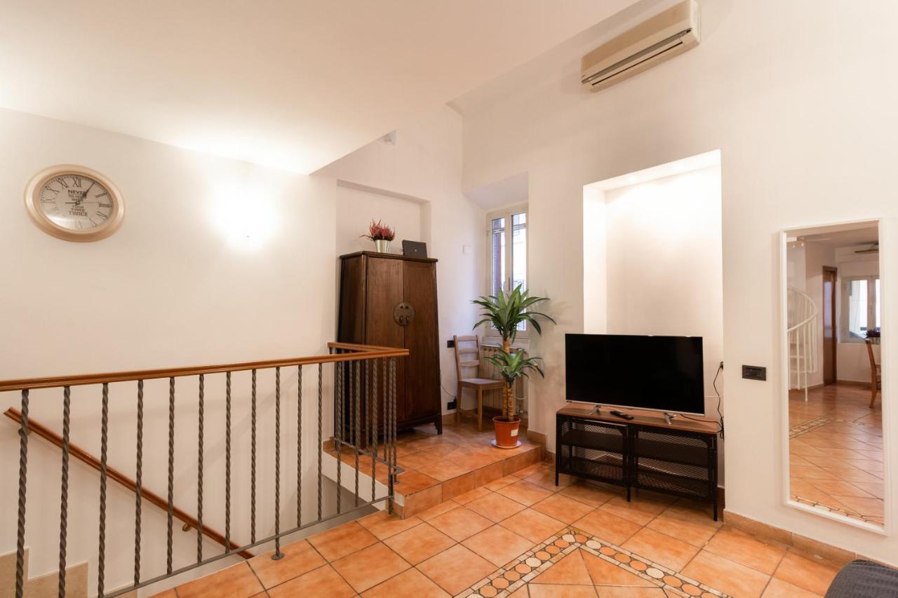 Trastevere Four Seasons Trilussa 1 Apartment Rome