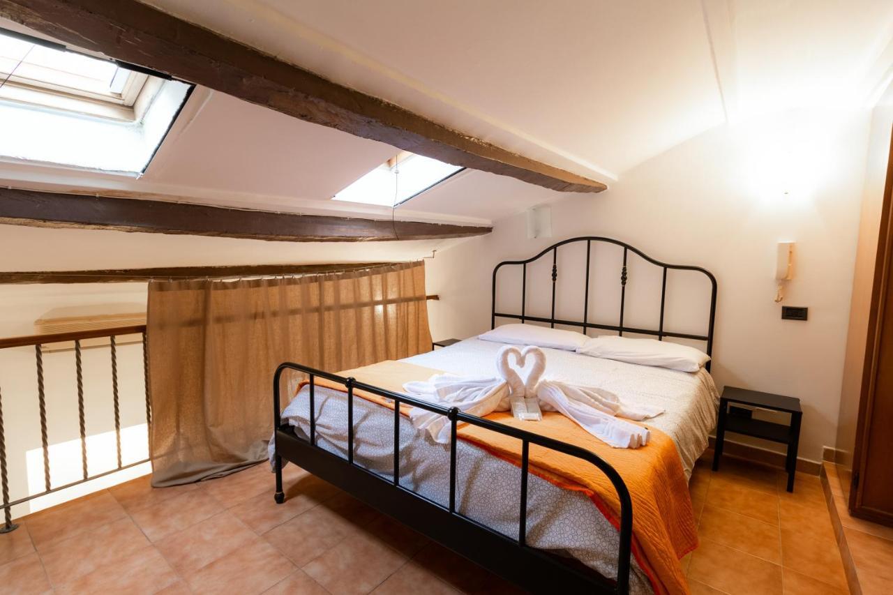 Trastevere Four Seasons Trilussa 1 Apartment