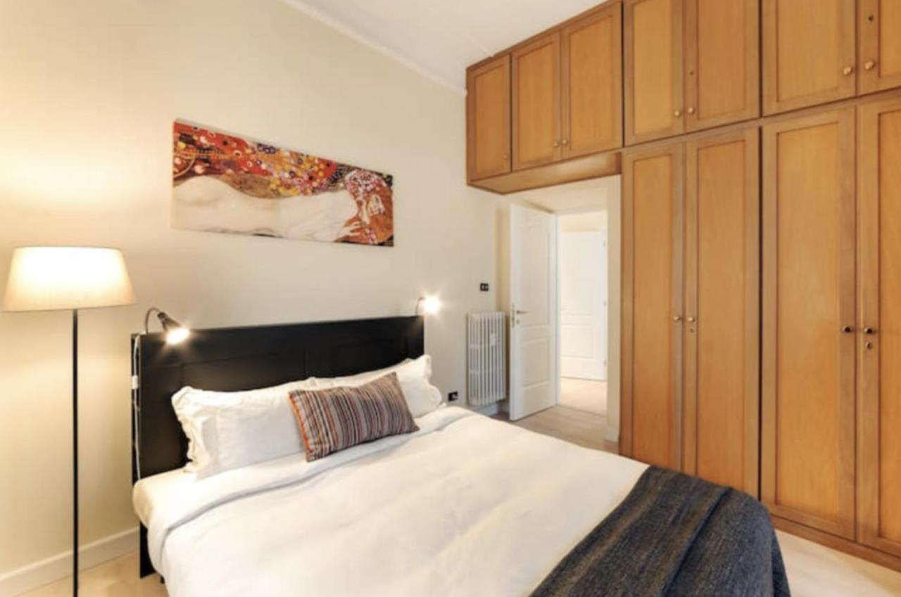 Appartement Sunny Flat In Elegant Building Close To Colosseum Rome
