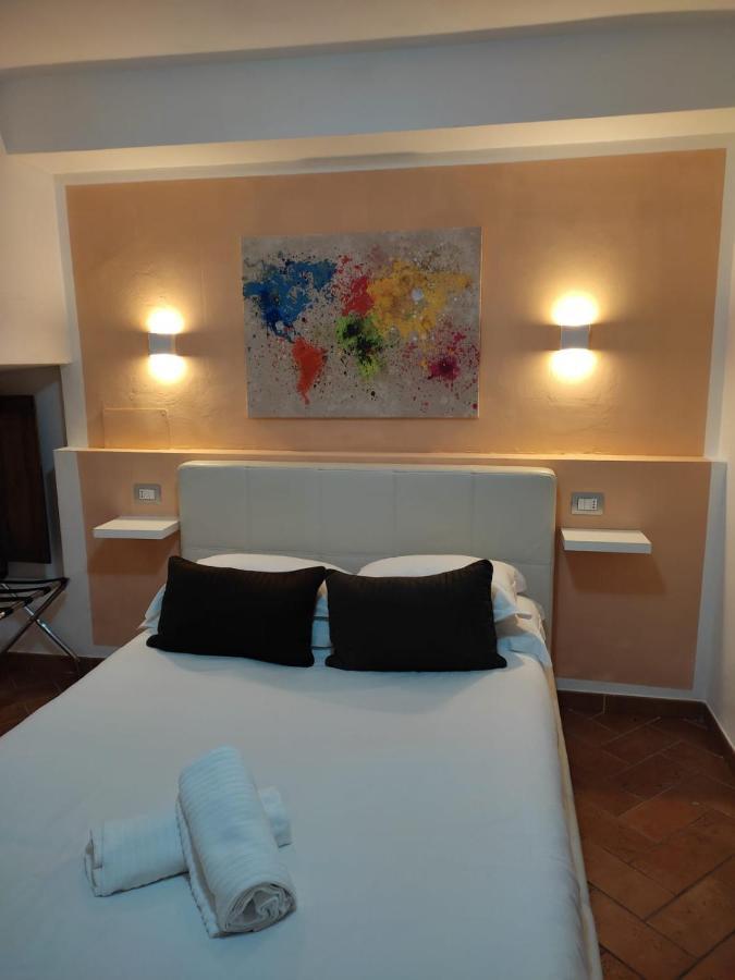 Affittacamere Relais Palazzo Taverna 3*