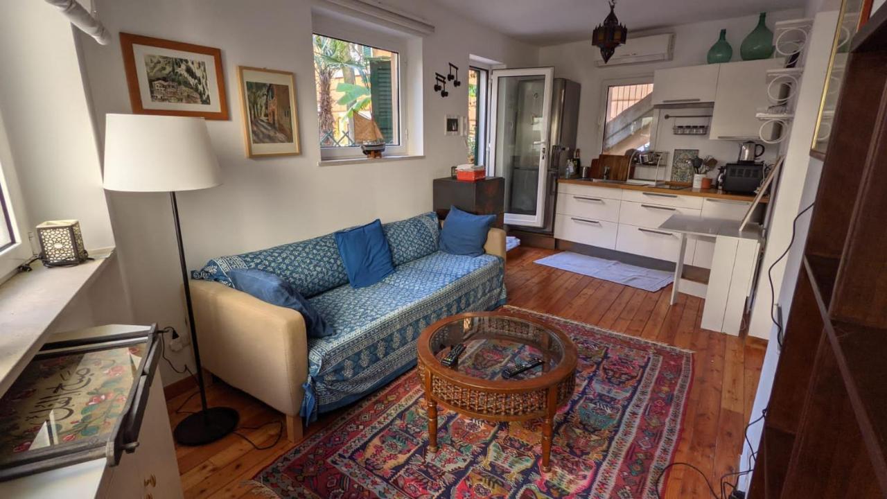 Cosy 1-bed Studio In Appartement *