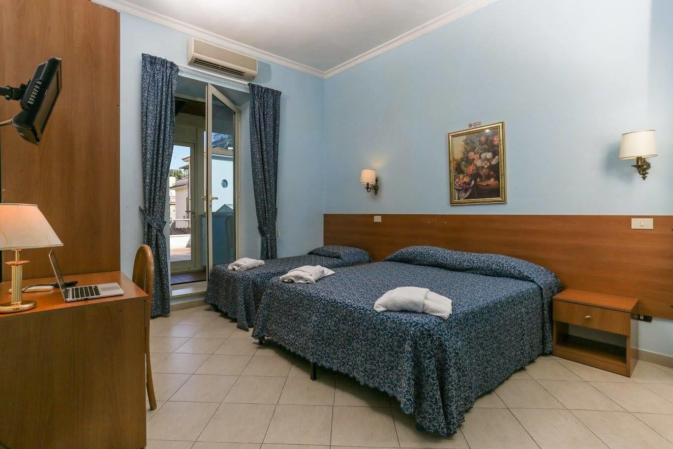 Aparthotel Lodi 3*