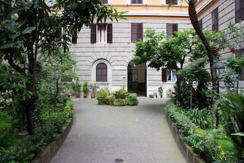 Couette-café Sergio House 2*