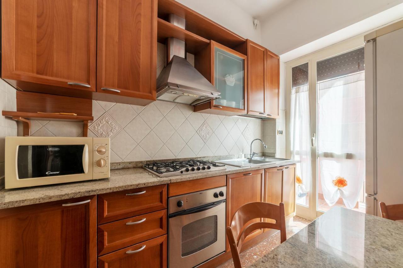 Apartment Monteverde Roomy Sun And Flowers Rome