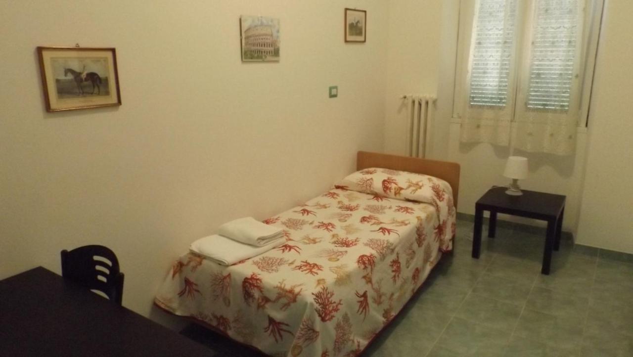 Foresteria Esercito Della Salvezza Albergue *
