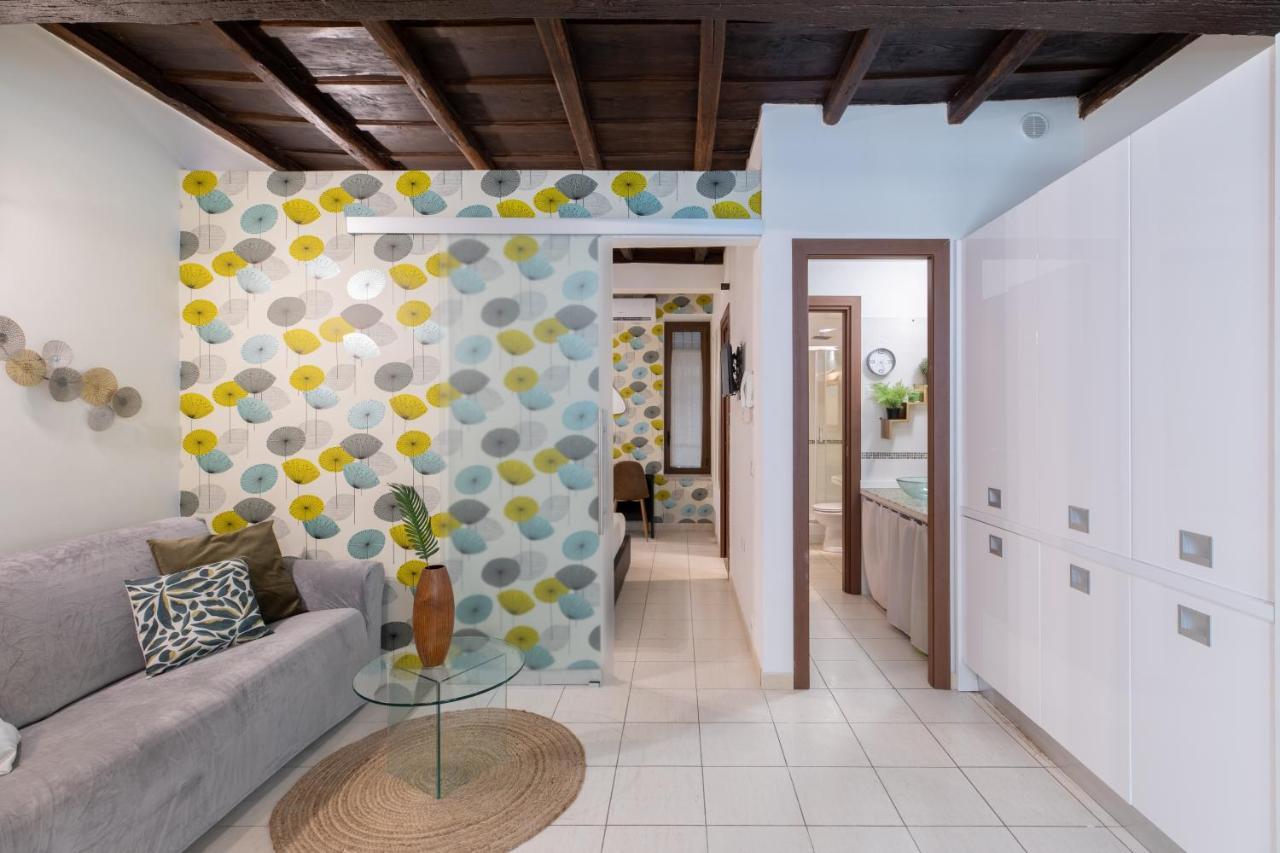 Iflat Colosseo Flower Apartment Rome