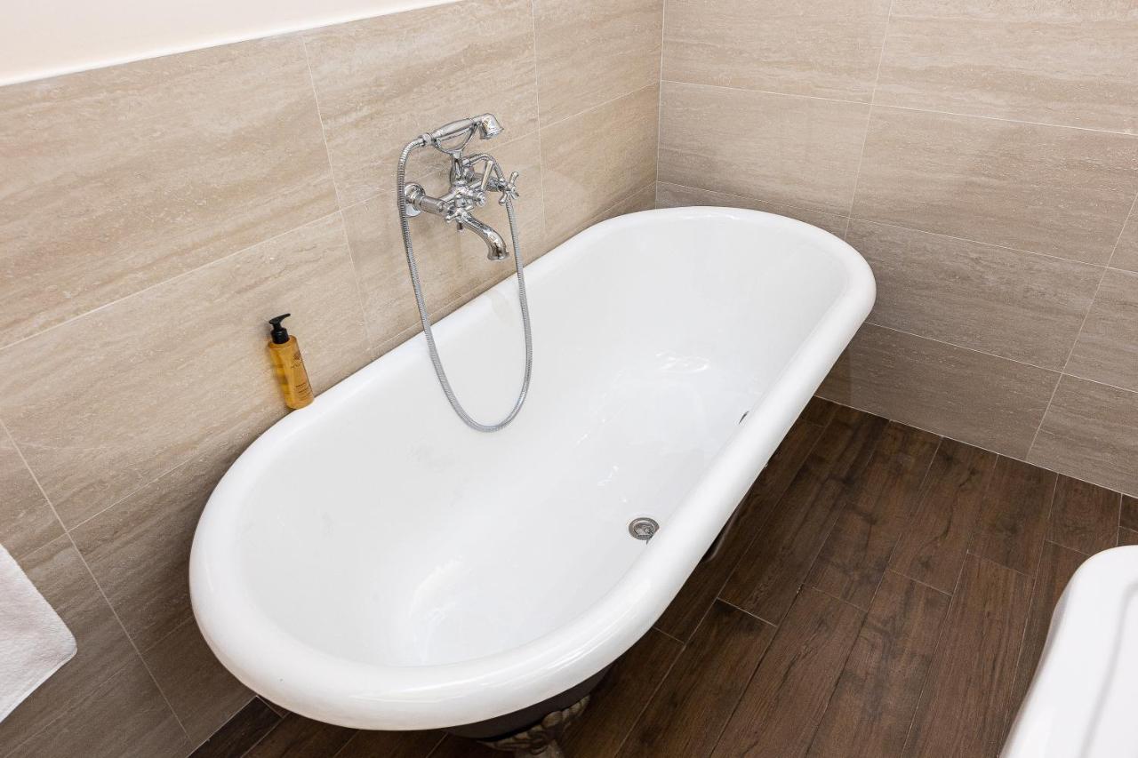 Via Barberini Appartement