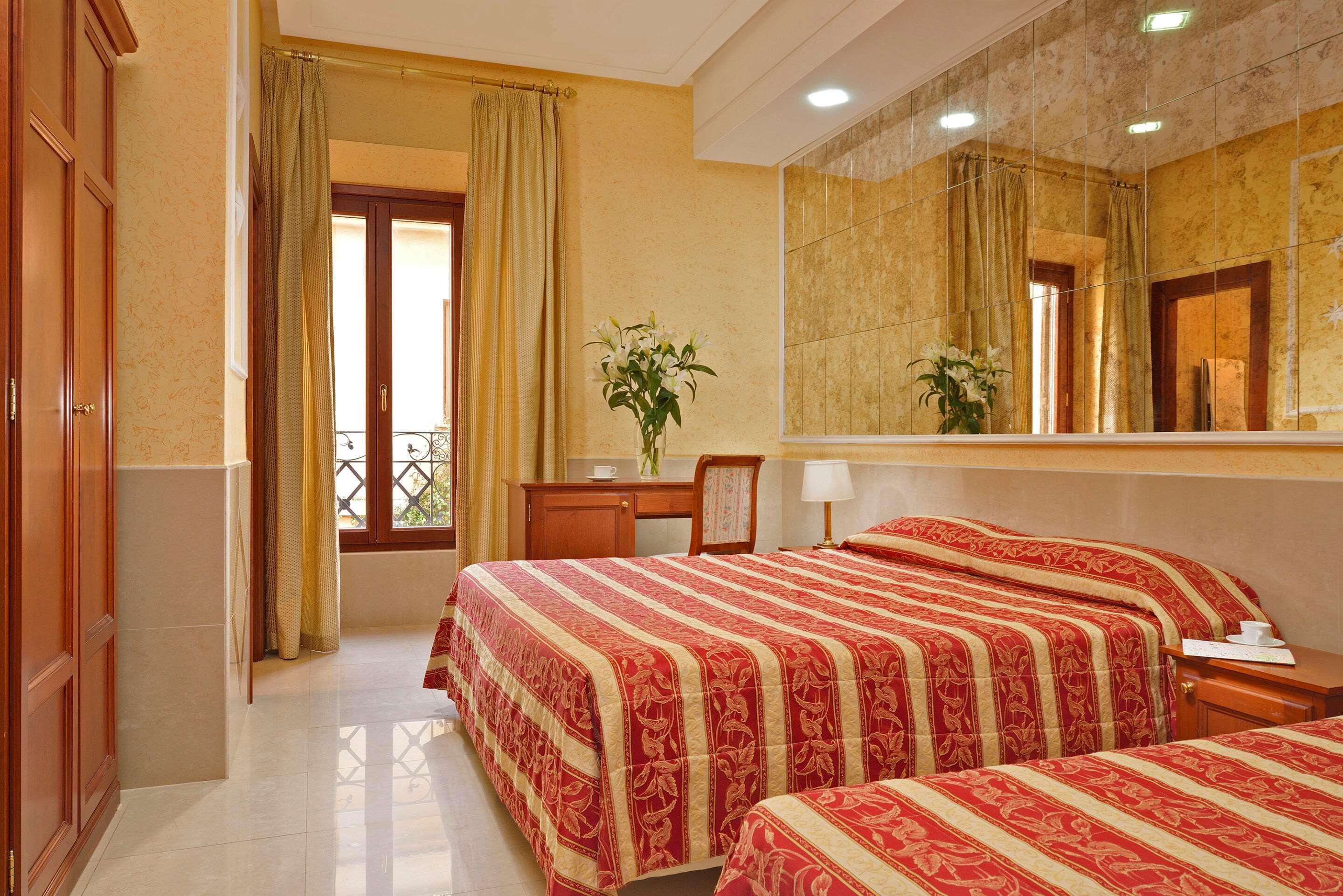 Bolivar Hotel