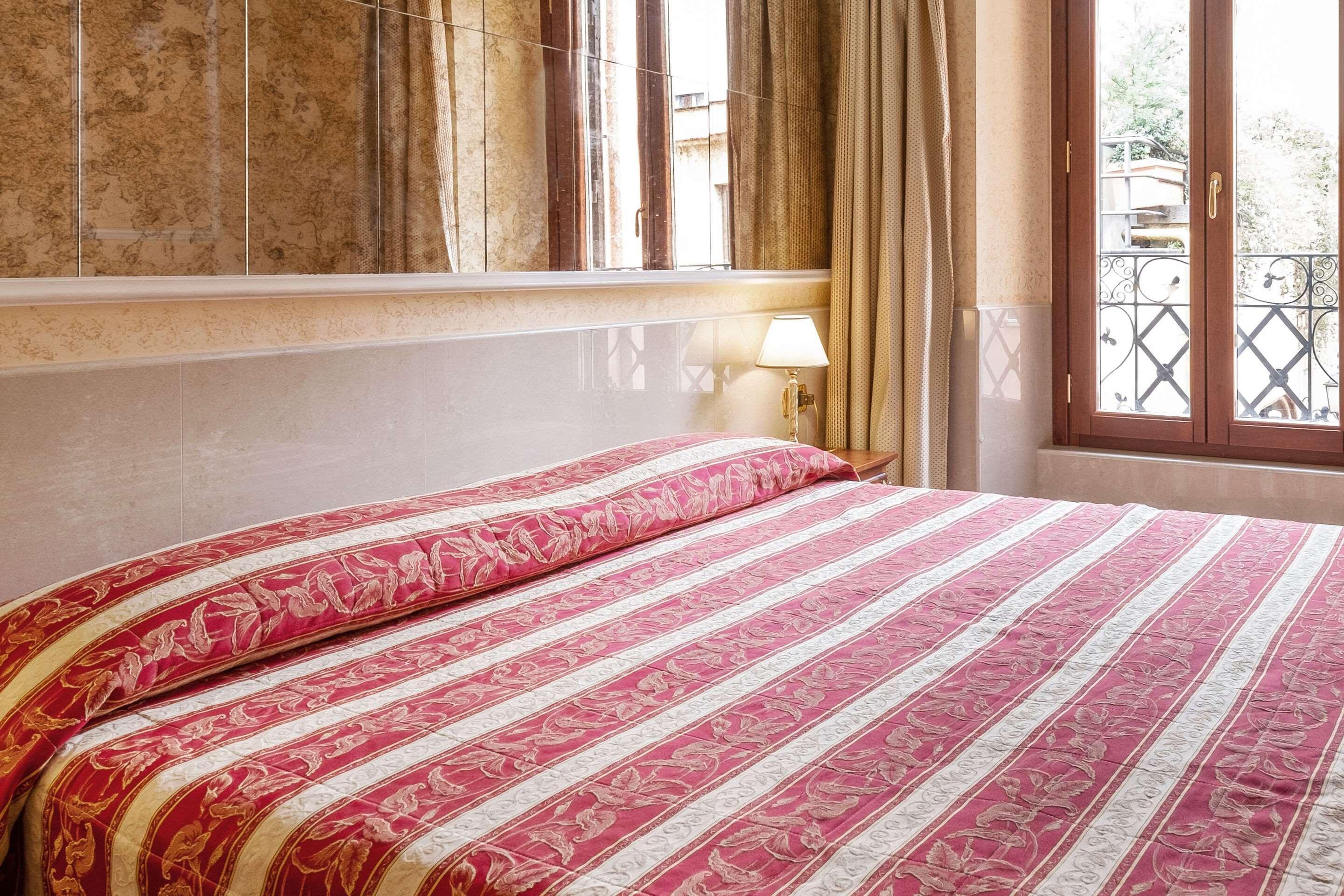 Bolivar Hotel
