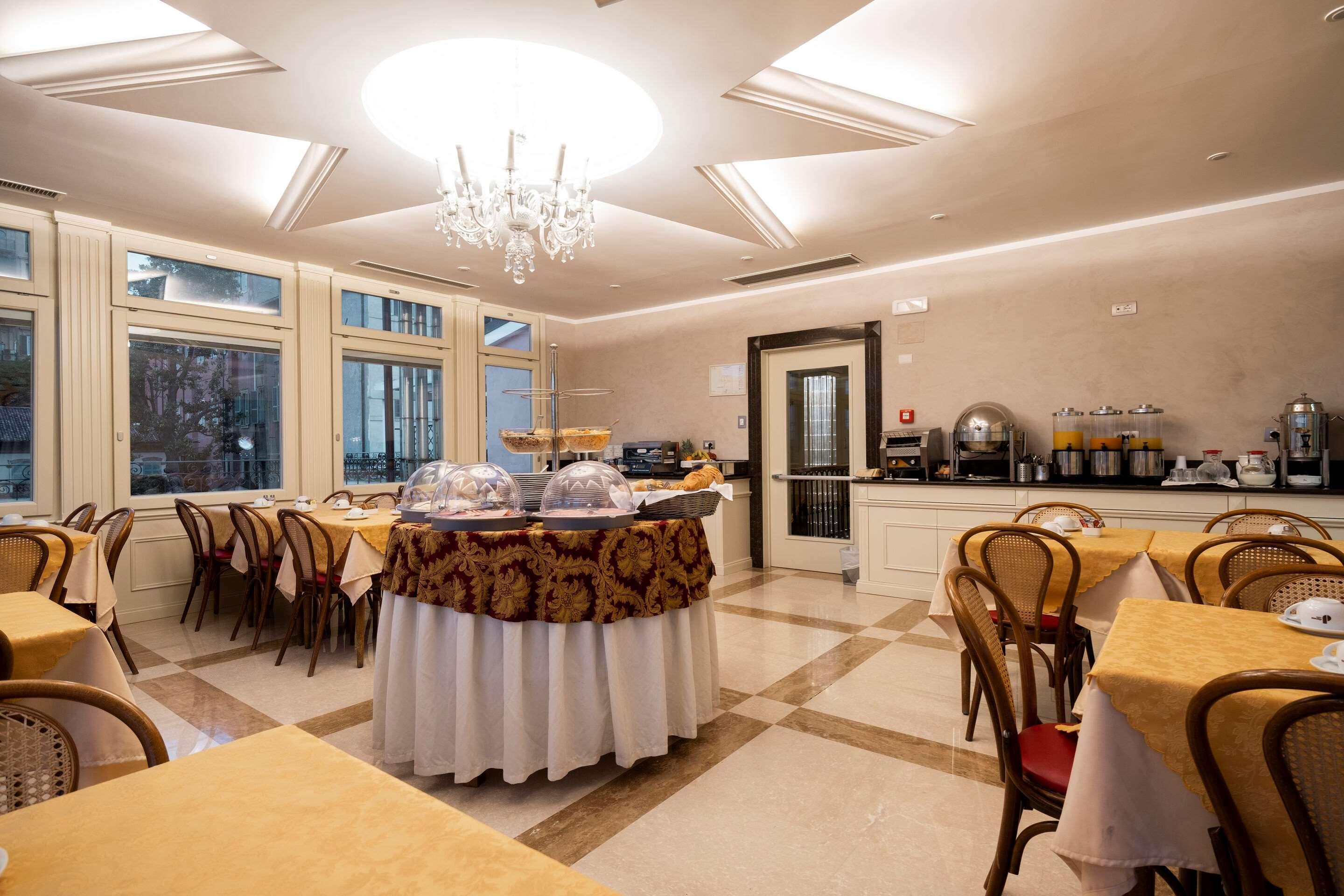 Hotel Bolivar 4*