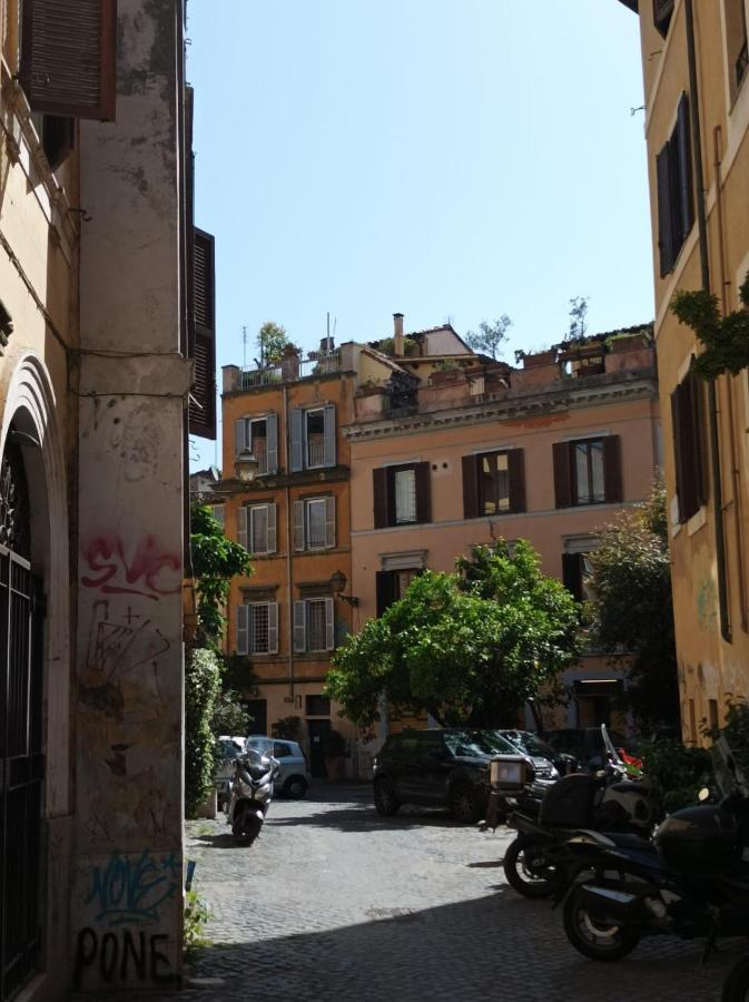 Two-room Larocca-trastevere *