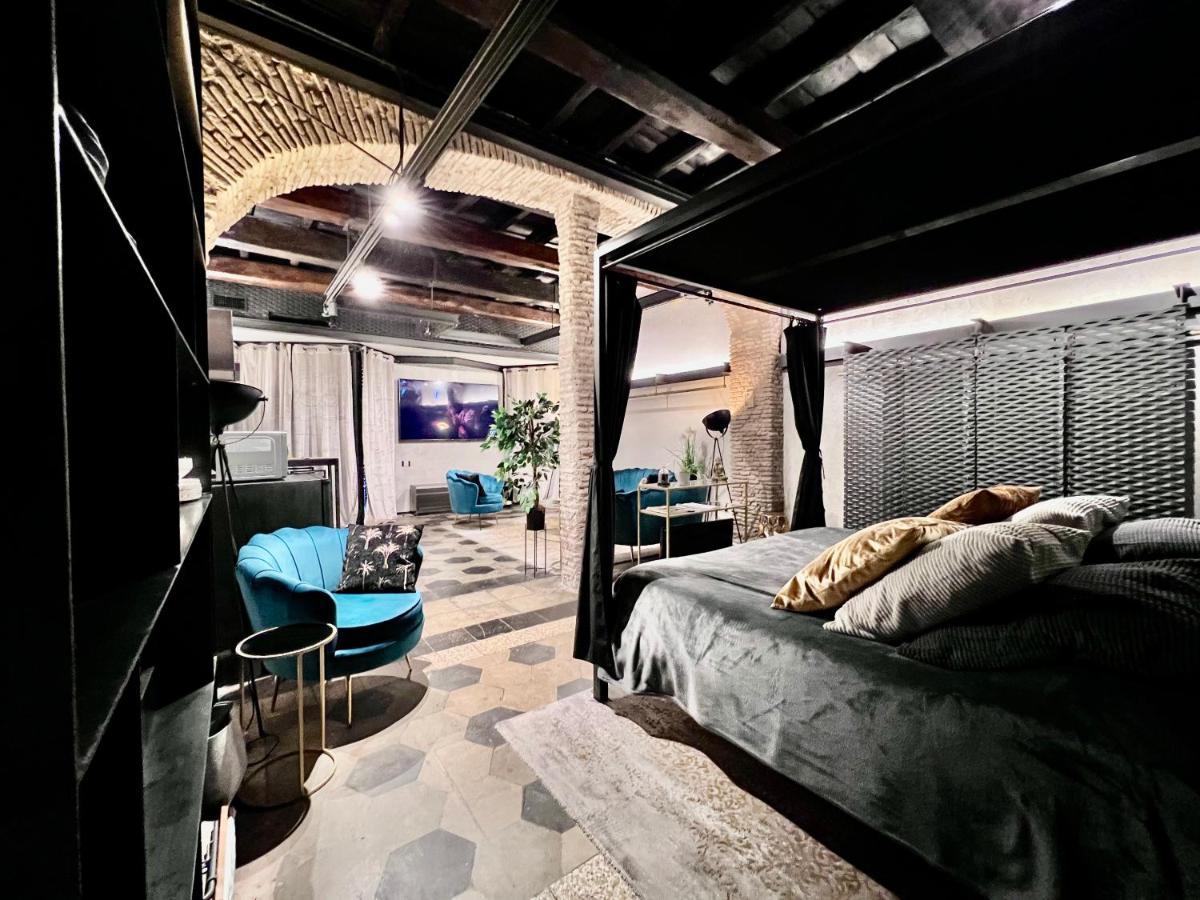 Romantic Wellness Colosseo Apartment Rome