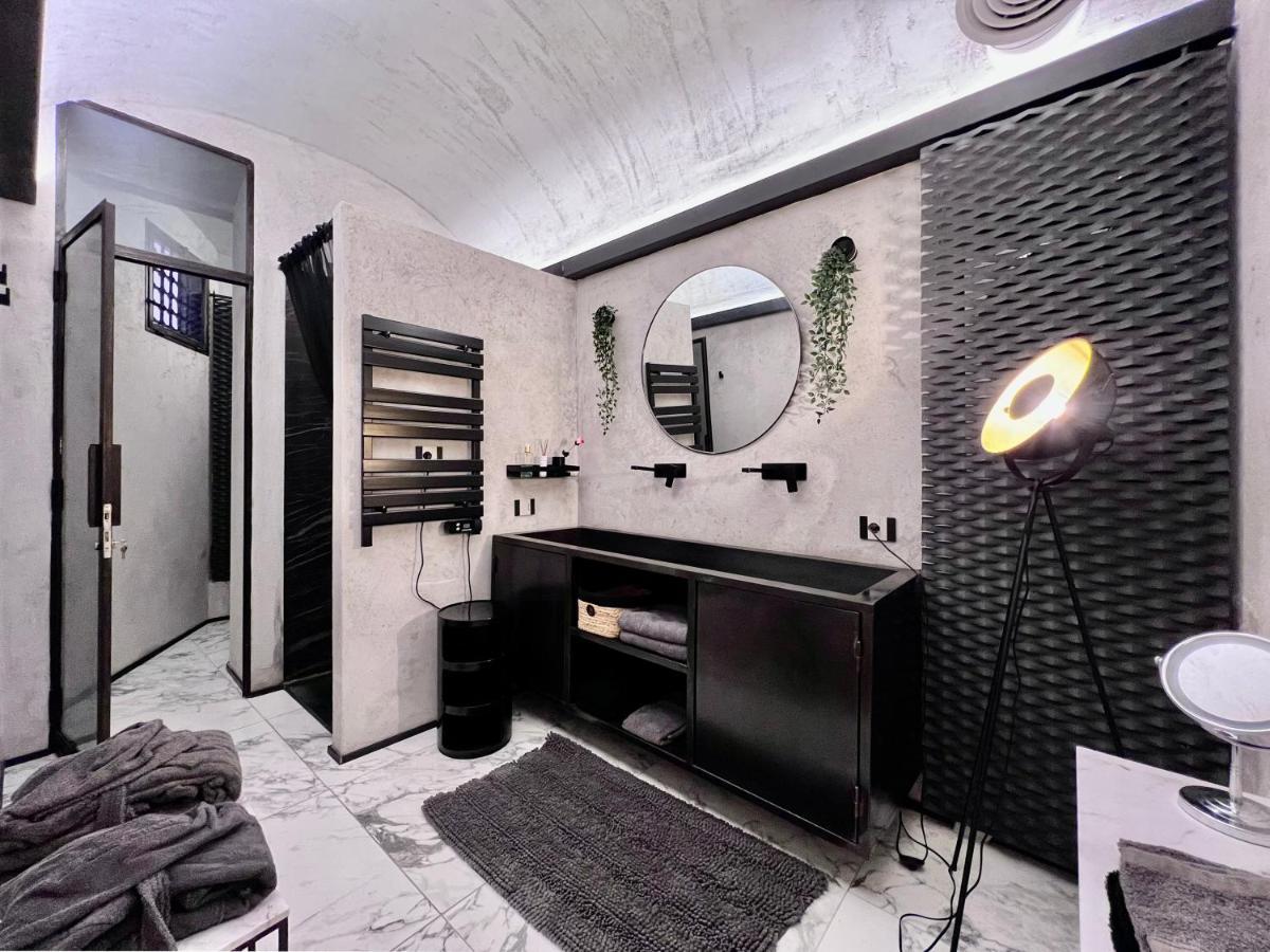 Romantic Wellness Colosseo Apartment