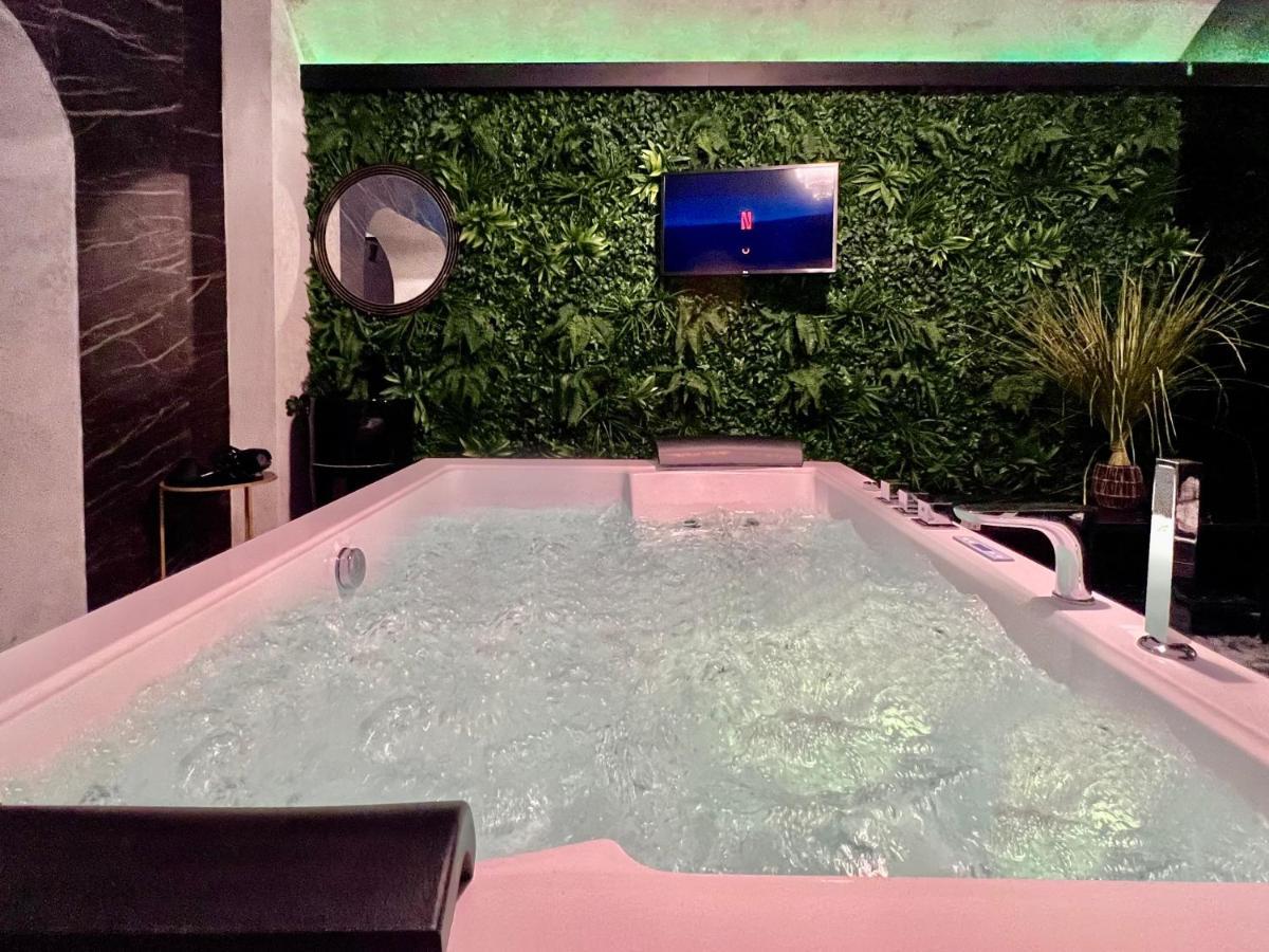 Romantic Wellness Colosseo *