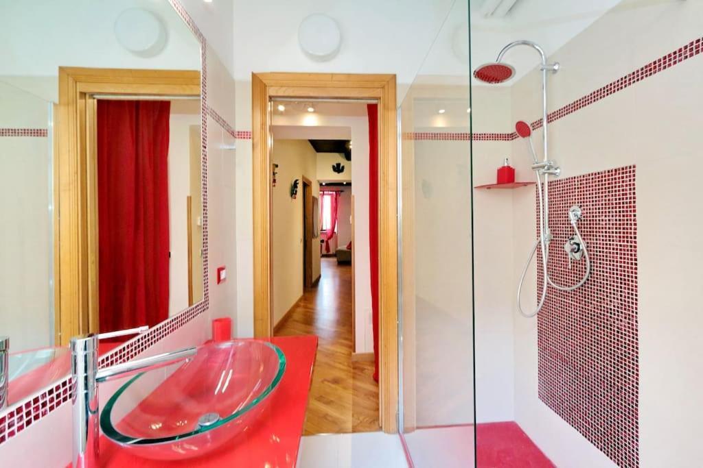 Apartment The Red