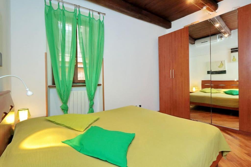Apartment The Red Rome