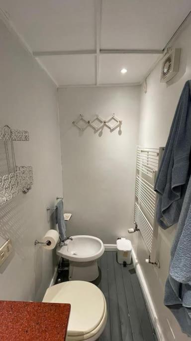 Vicolo San Trifone By Hili Appartement Rome