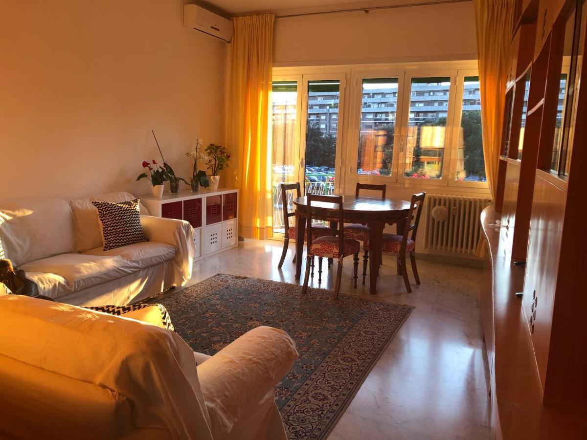 Questa Casa Non è Un Ciu-atr 9390-9 Appartamento Roma