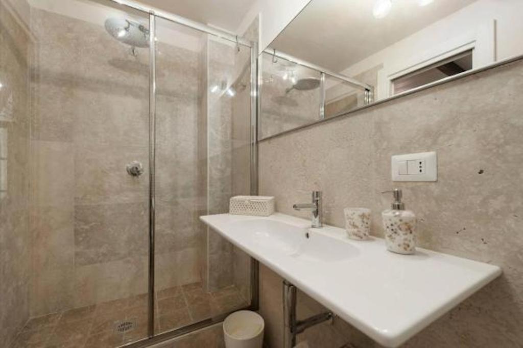 Appartement Shabby Loft In Colosseum Rome