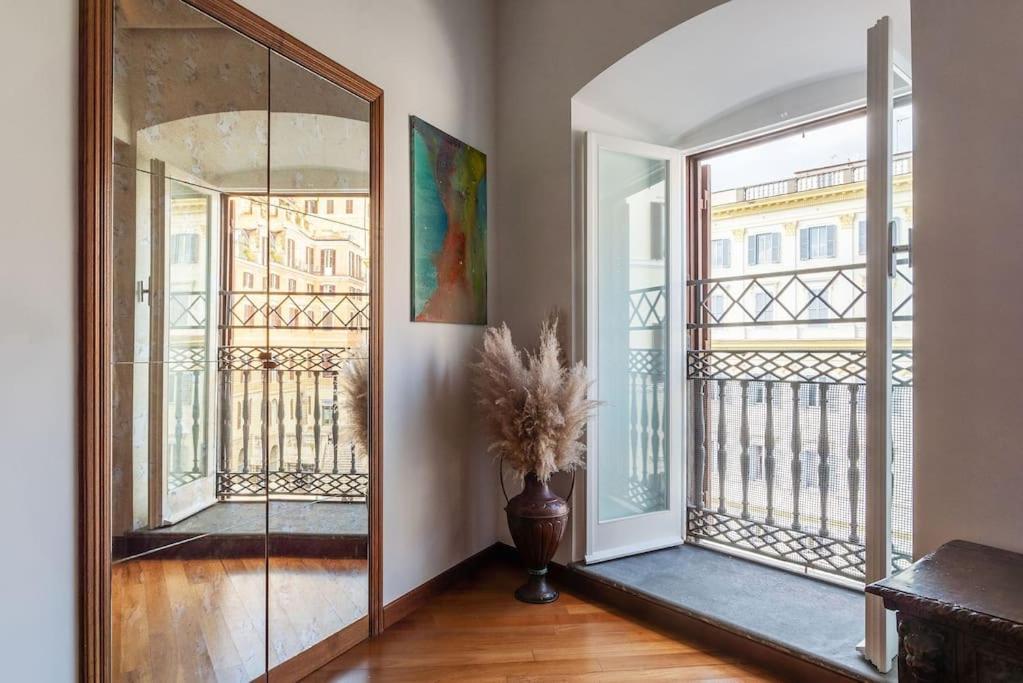 Apartment Hospitalityrome Piazza Di Spagna View