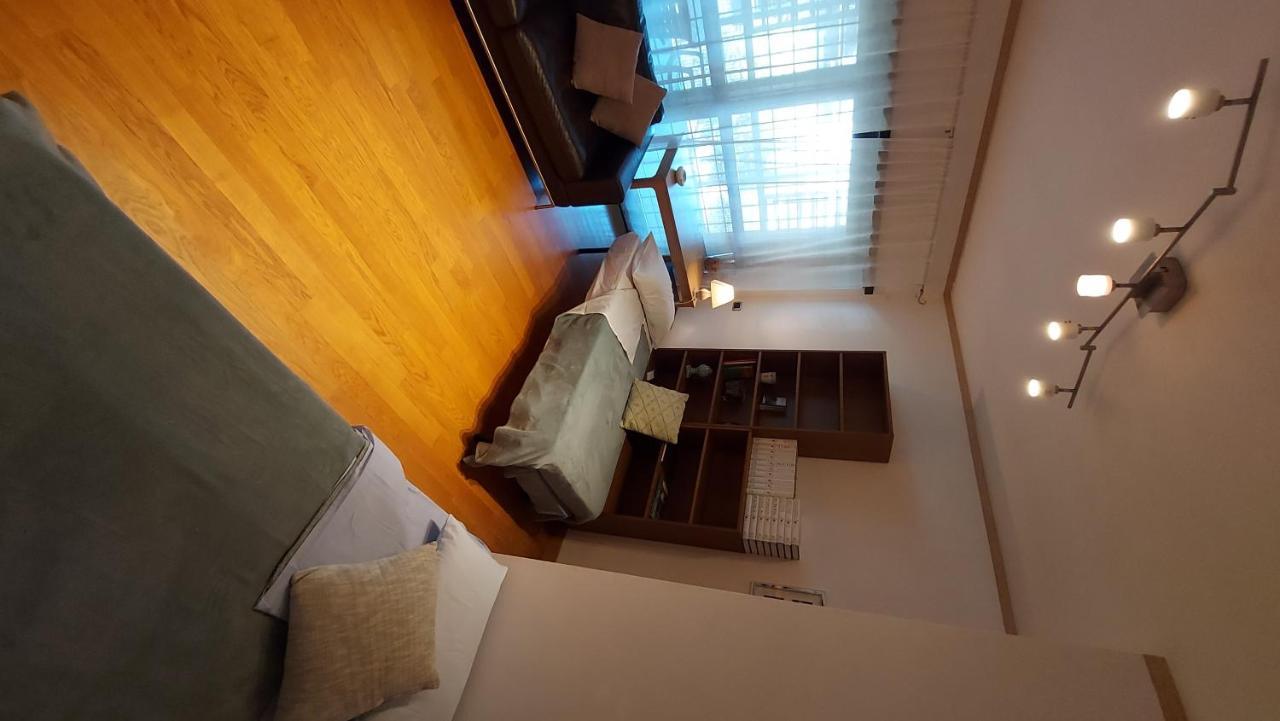 Sorbara Luxury No01 Apartment *