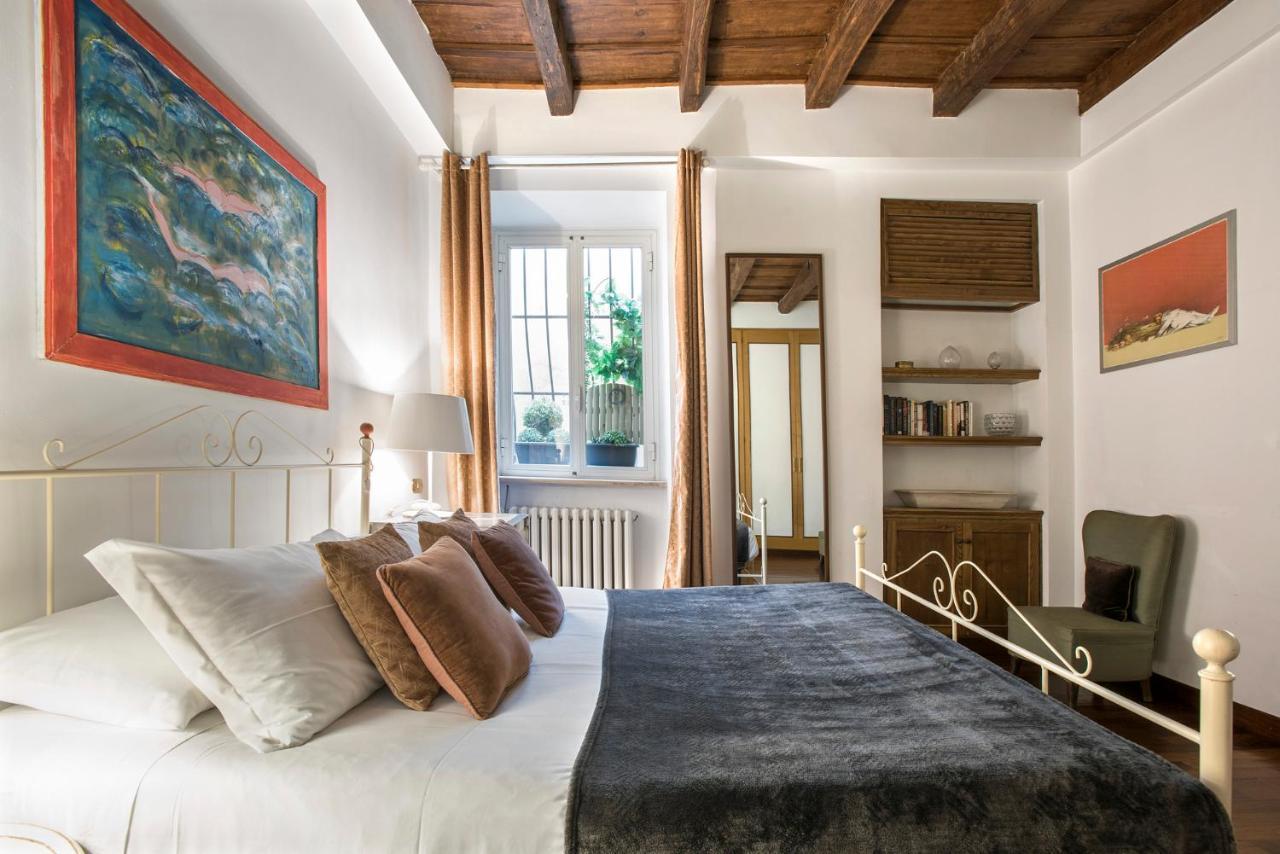 Apartment Pantheon View Experience *