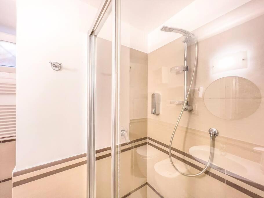 Indipendente Su Due Livelli Appartement