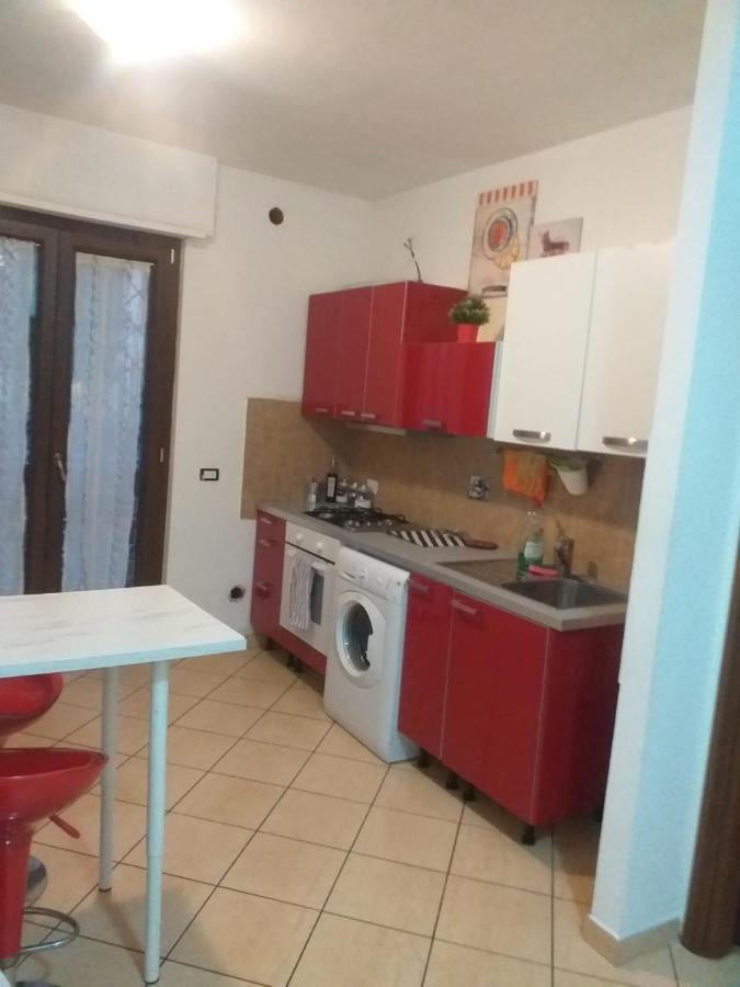Guest house Hillary E Vale *
