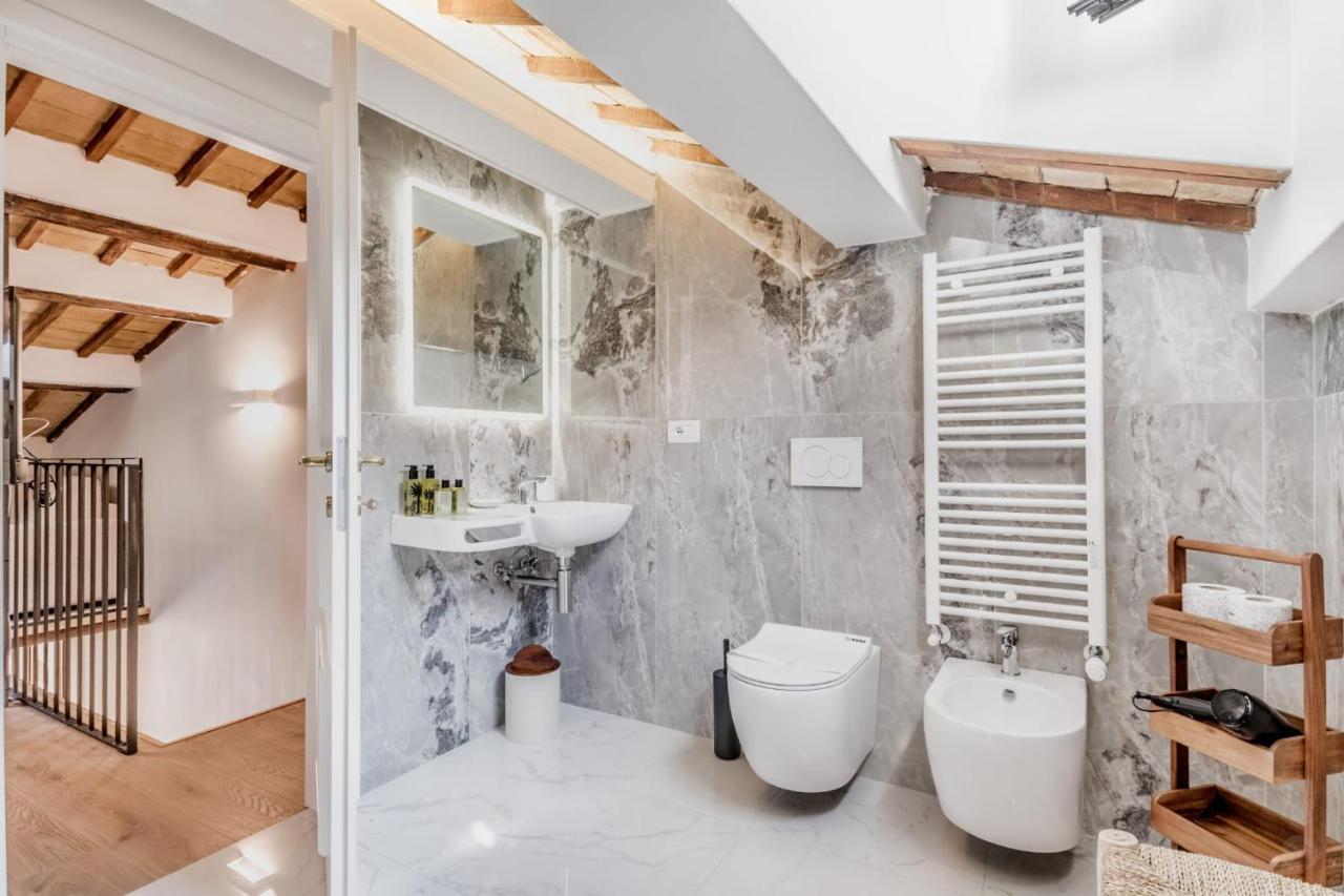 Apartment - Vittoria Palace *