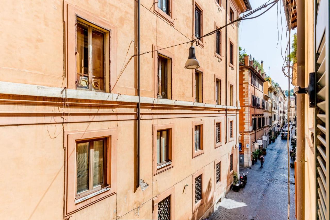 - Vittoria Palace * Rome