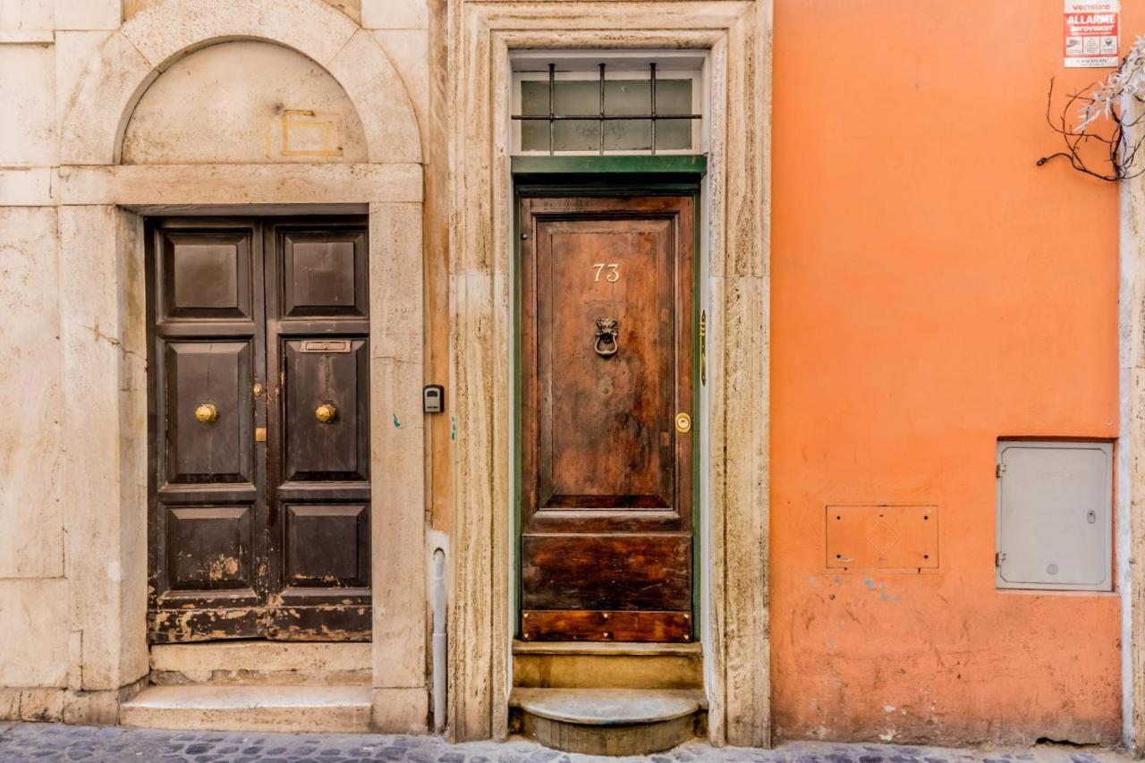 - Vittoria Palace *