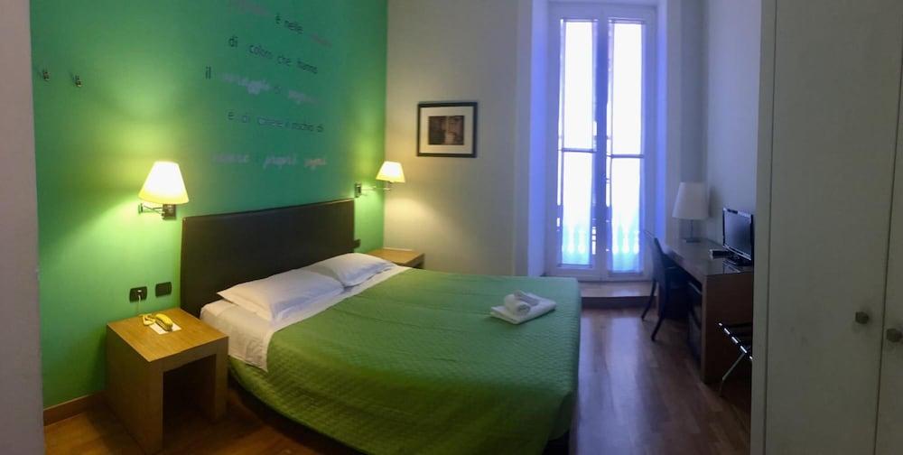 Sky Blue Place 2* Rome