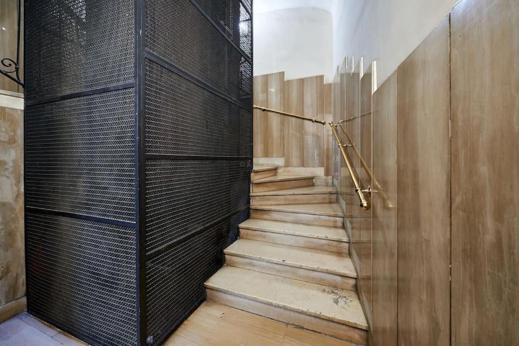 Irex - Cavour Private