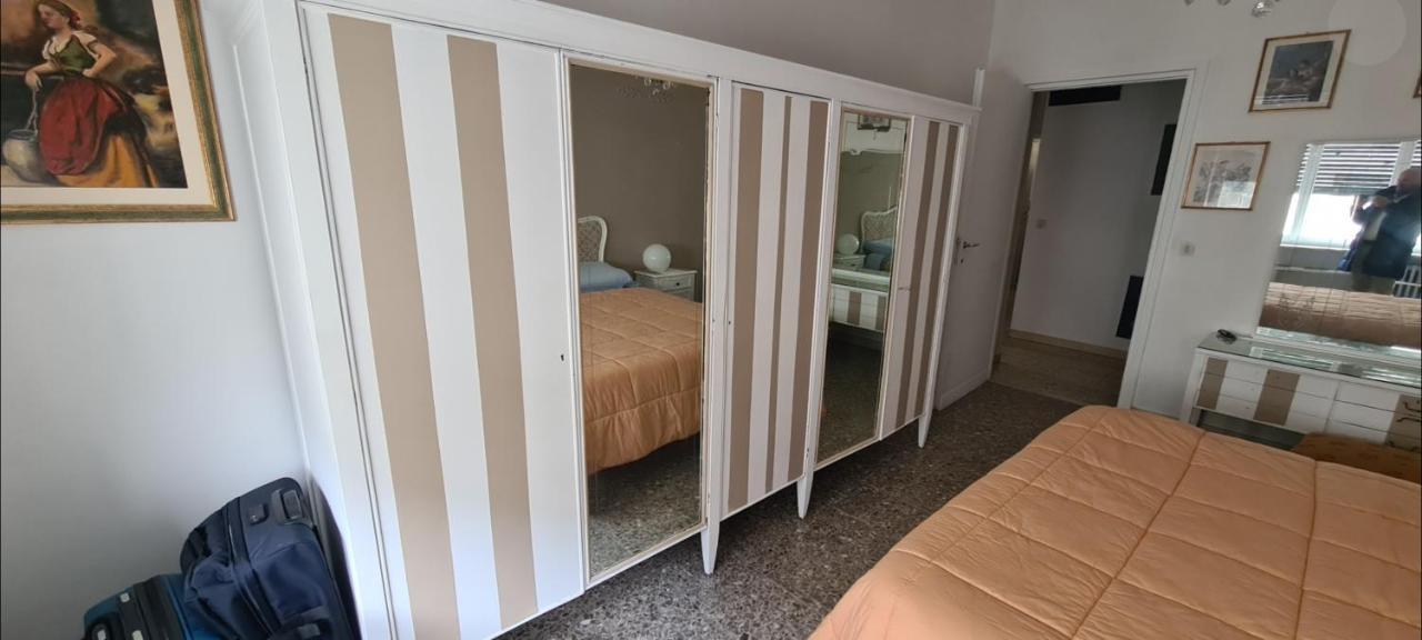 Guest house Center