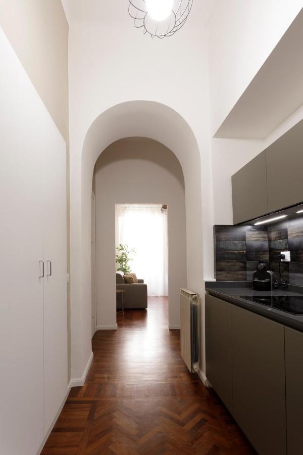 Appartement Domus Flavia Close To Colosseum